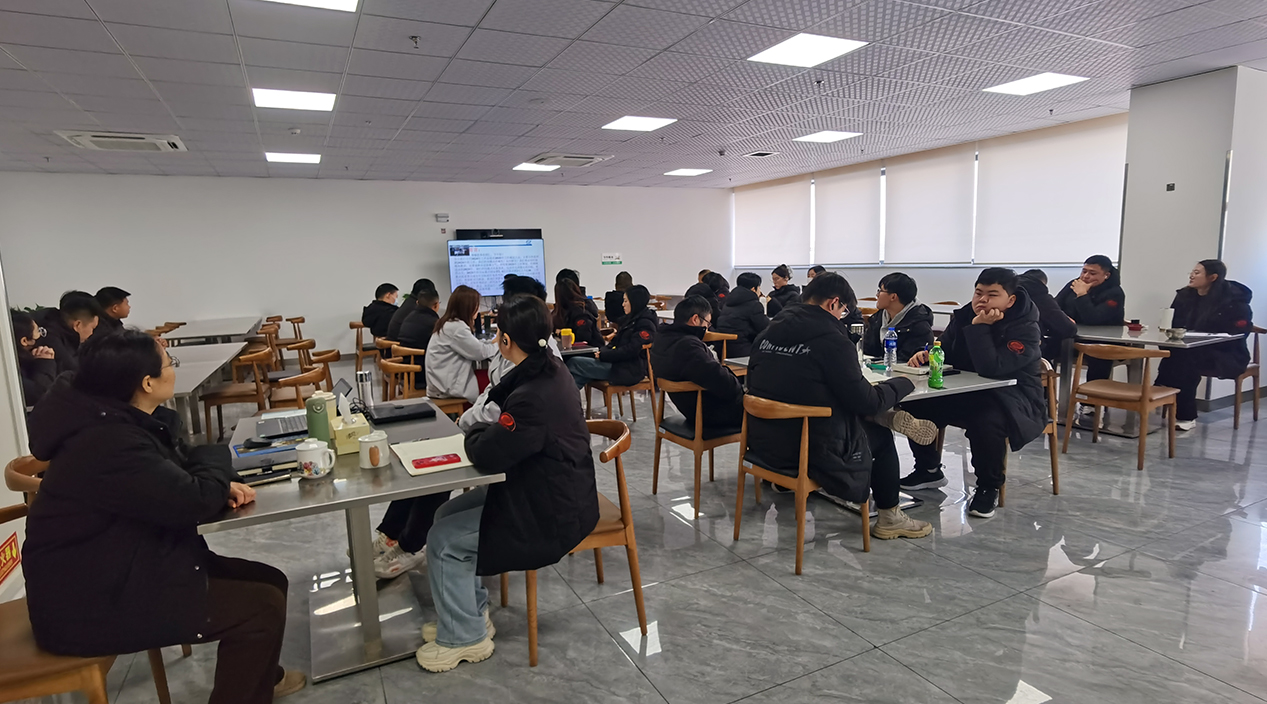 內(nei)頁(yè)3.jpg